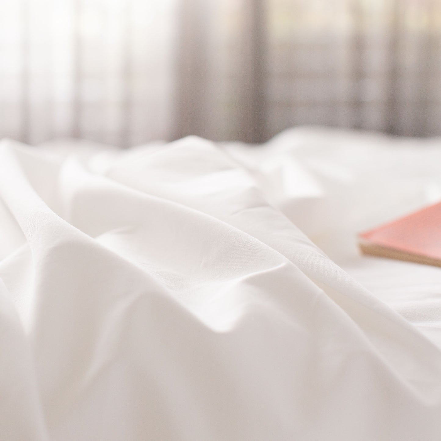 Flat Sets: The Classic Hotel Sheet