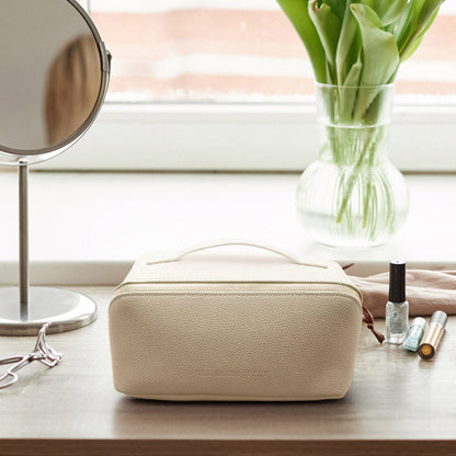 New! Capri Makeup Travel Bag + Two Face Cloths