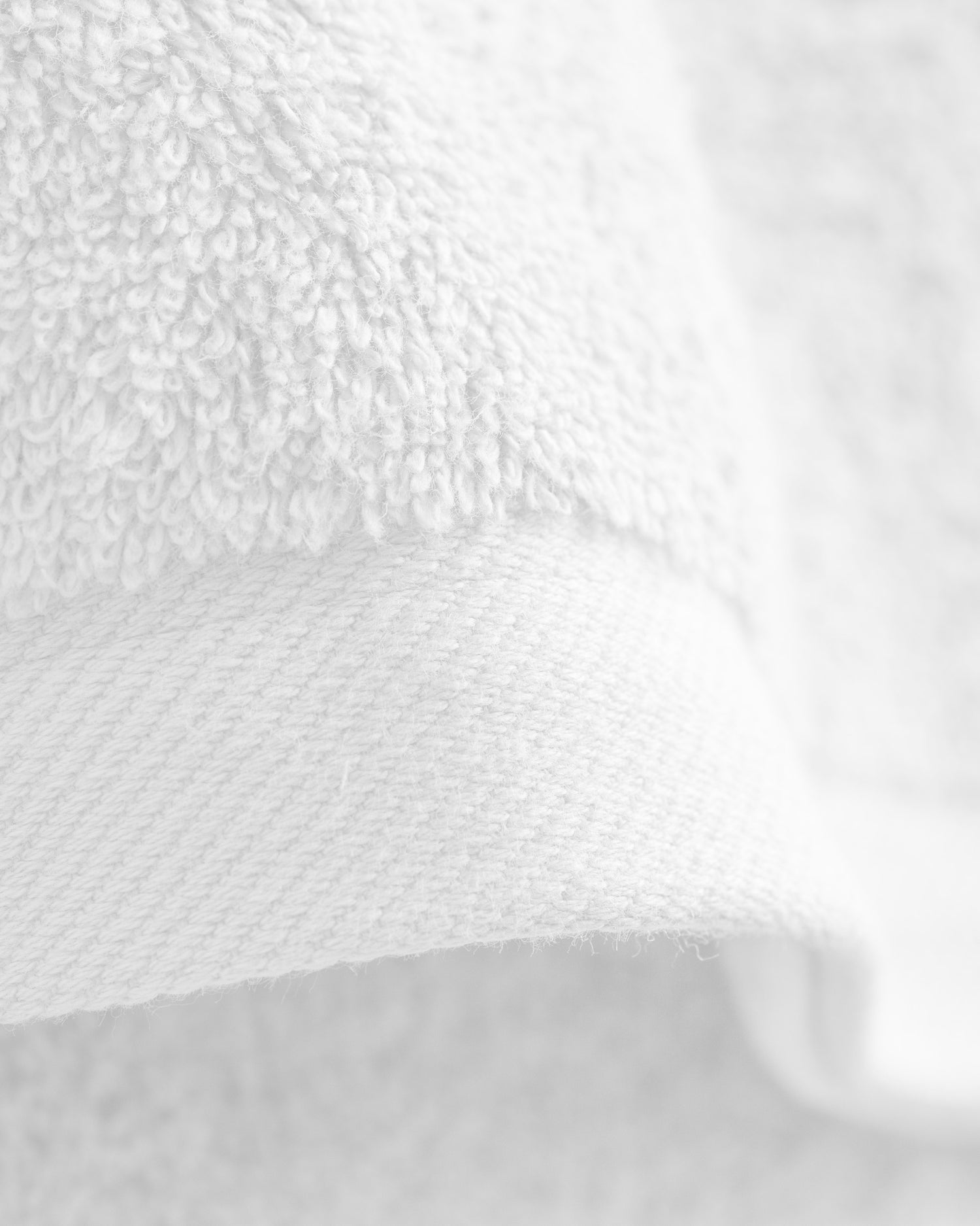 Understated 1" band helps prevent uneven shrinkage